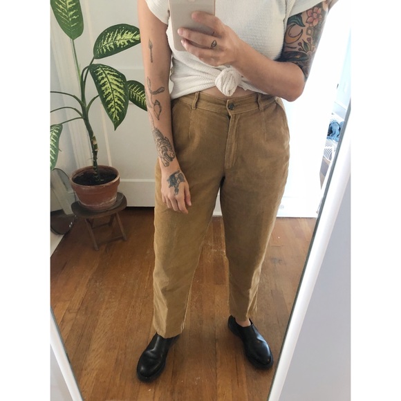 Vintage L.L. Bean khaki corduroys - Picture 3 of 4